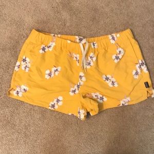 NWOT Patagonia Baggies Shorts 2.5” inseam (Large)